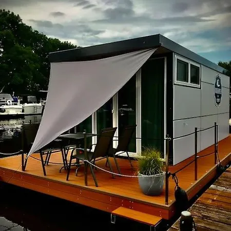 Waterhome 1
